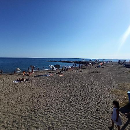 Appartamento Bellavista Βεντιμίλια Εξωτερικό φωτογραφία