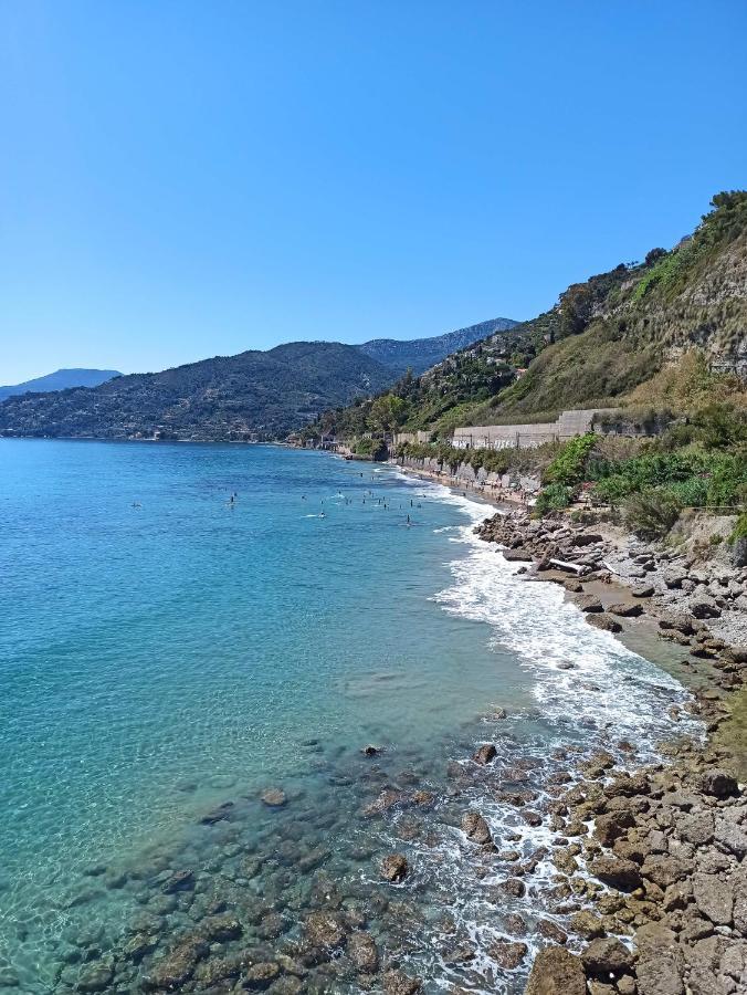 Appartamento Bellavista Βεντιμίλια Εξωτερικό φωτογραφία