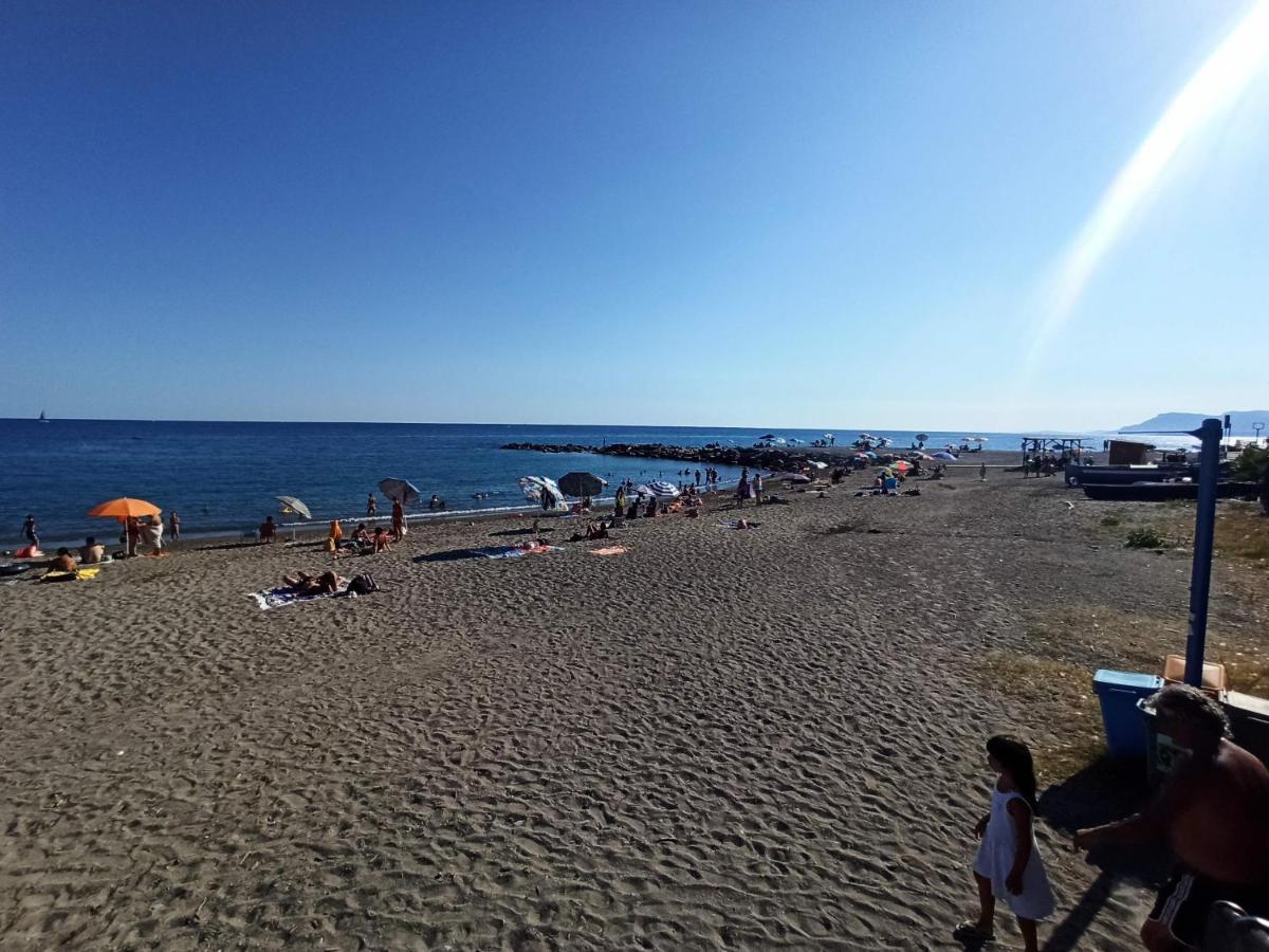 Appartamento Bellavista Βεντιμίλια Εξωτερικό φωτογραφία